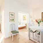 Casa Nebari Seaside Retreats - Fully Equipped, Ideal Spot Apartamento