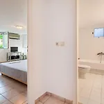 Casa Nebari Seaside Retreats - Fully Equipped, Ideal Spot *