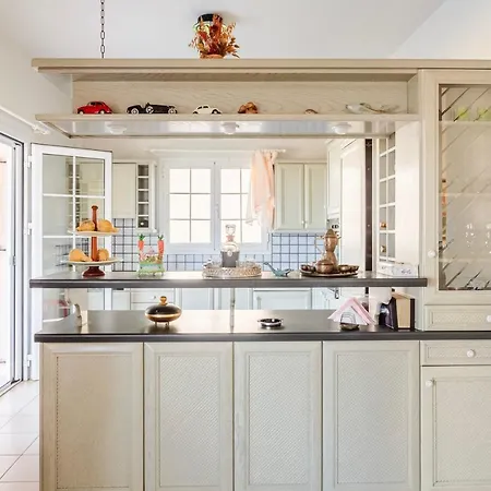 Casa Nebari Seaside Retreats - Fully Equipped, Ideal Spot Lejlighed *