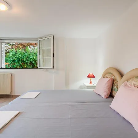 Casa Nebari Seaside Retreats - Fully Equipped, Ideal Spot Апартаменты