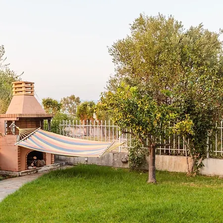 Casa Nebari Seaside Retreats - Fully Equipped, Ideal Spot *