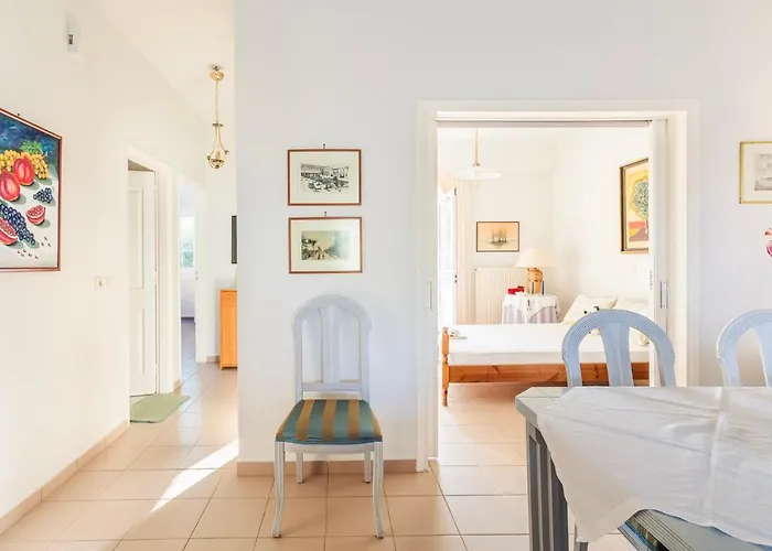 شقة Casa Nebari Seaside Retreats - Fully Equipped, Ideal Spot Petalídhion