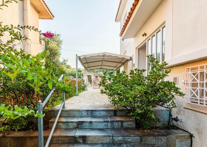 Casa Nebari Seaside Retreats - Fully Equipped, Ideal Spot *