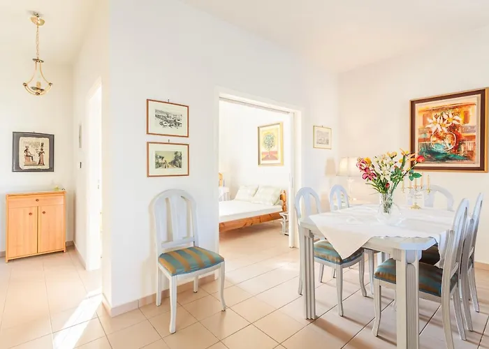 Casa Nebari Seaside Retreats - Fully Equipped, Ideal Spot Appartement