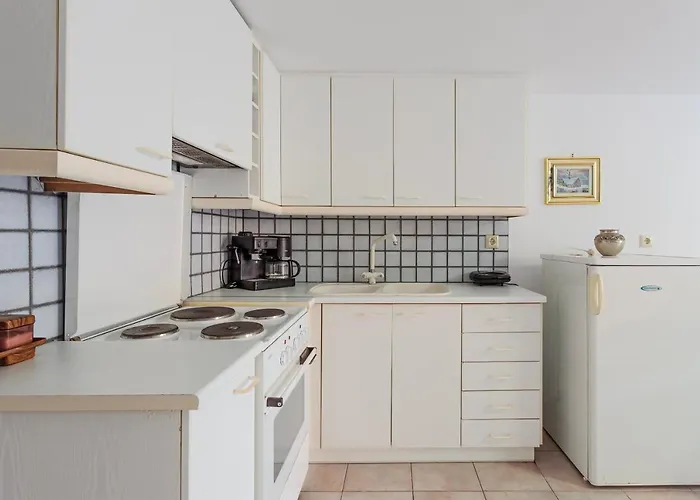 Casa Nebari Seaside Retreats - Fully Equipped, Ideal Spot * Petalídhion