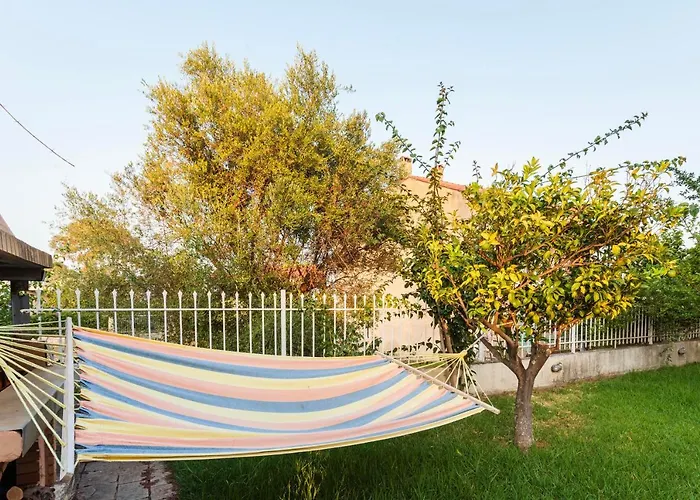 Casa Nebari Seaside Retreats - Fully Equipped, Ideal Spot